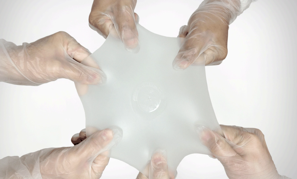 Motiva implants that stretch easily for Motiva Korean breast augmentation.