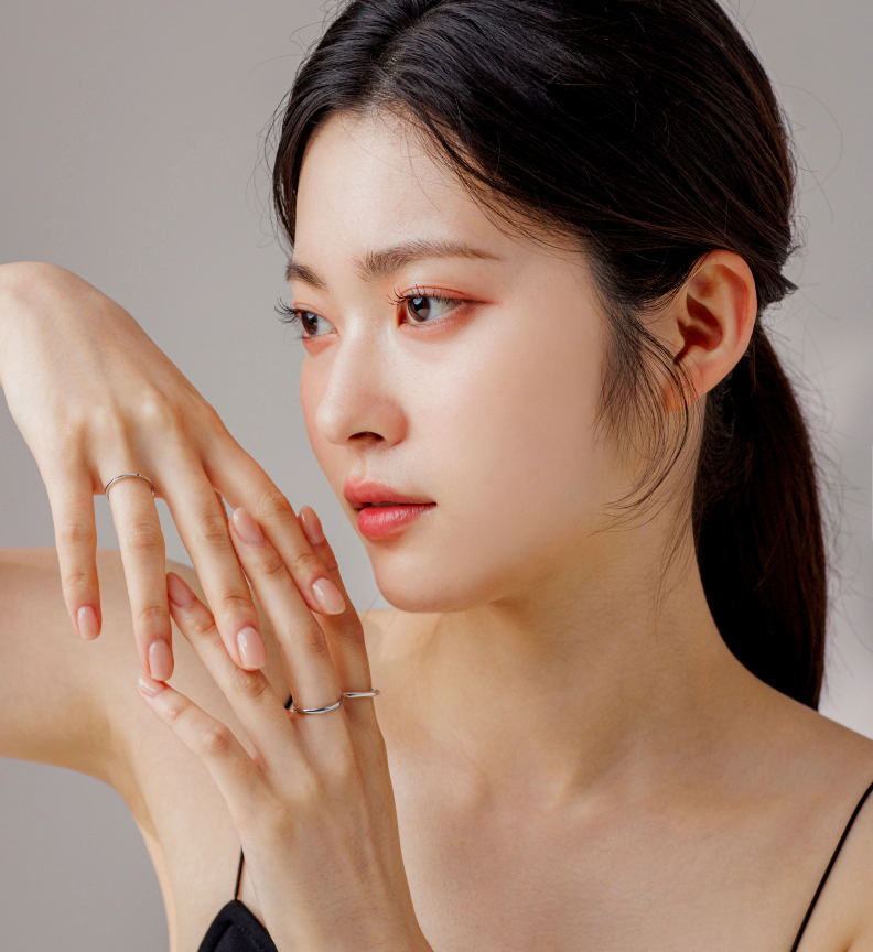 Radiant skin after personalized skin booster.