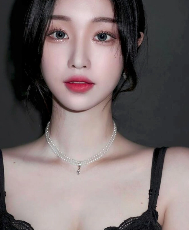 Female used ear cartilage for cartilage rhinoplasty.