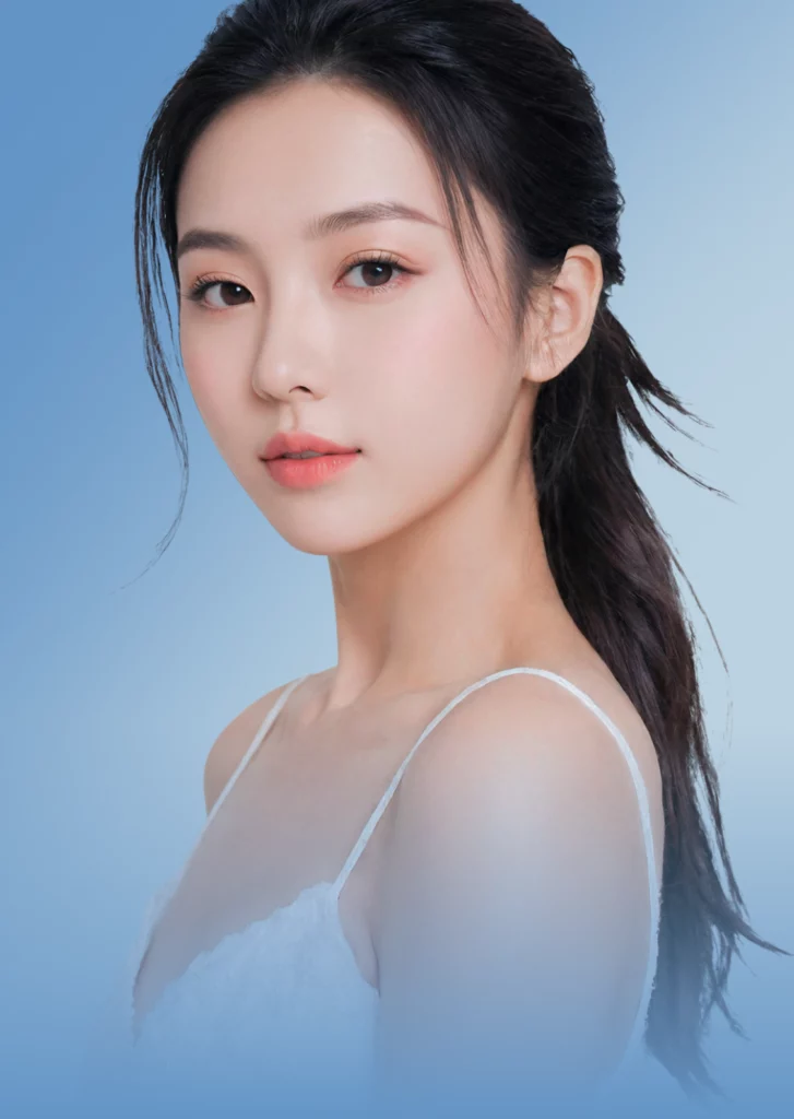 Woman with very natural lifting.