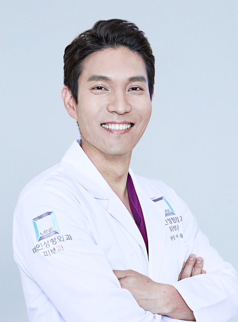 Lee, Sung Wook Head Doctor